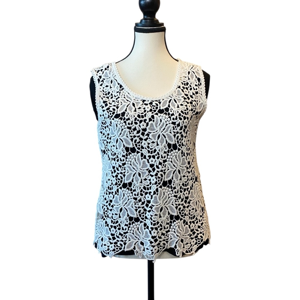 LOFT Ivory Lace Sleeveless Blouse EUC SIZE XS